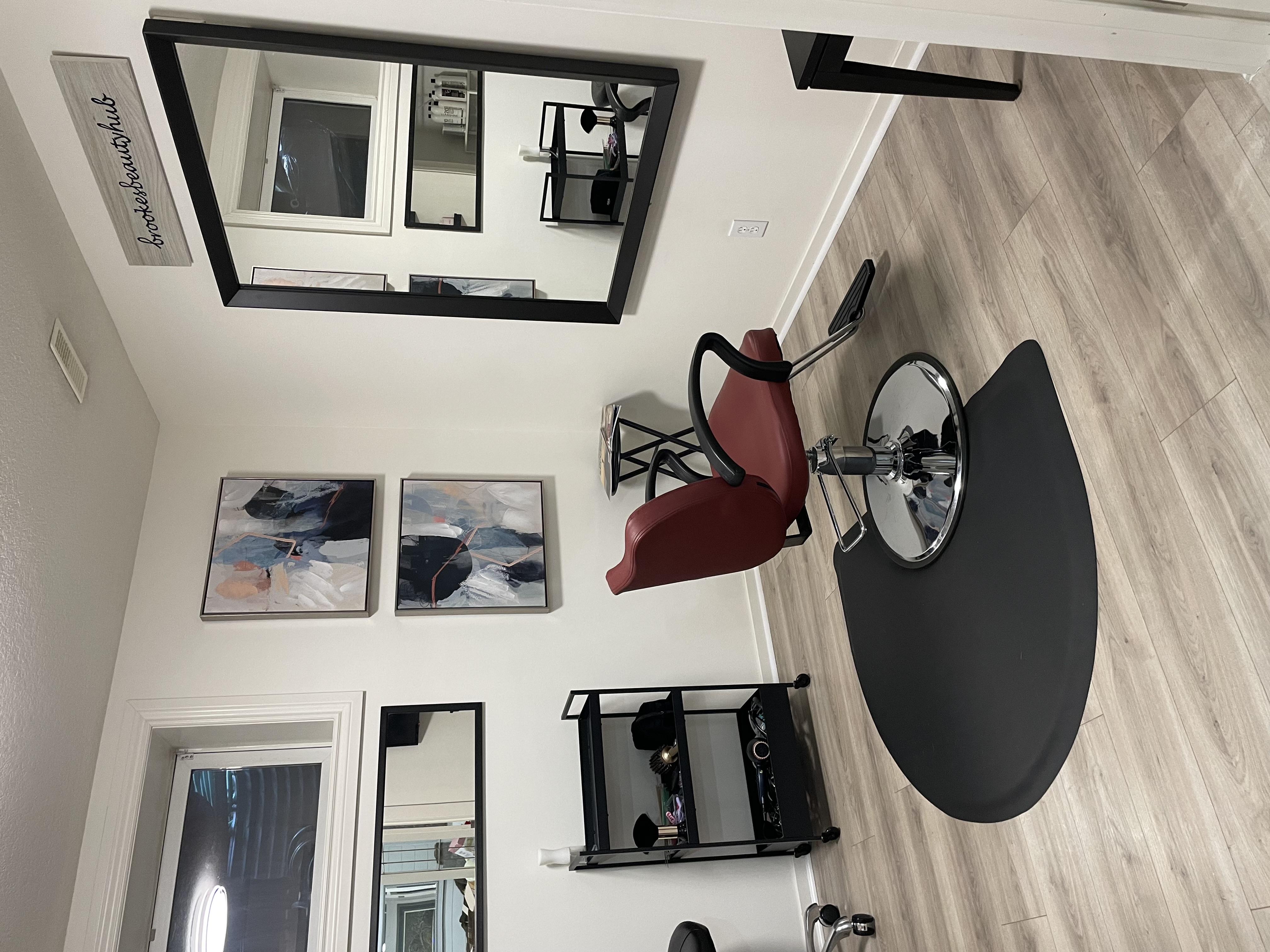 Styling chair